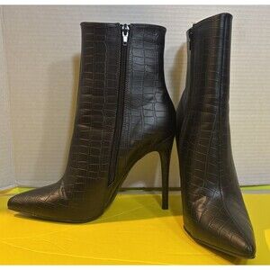 Fashion Nova Womens Black Boots Size 9 Nwob